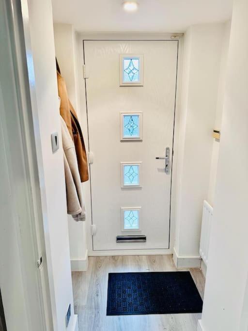 Luxury 4 Bed House In Coventry Villa Exterior foto